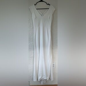 Badgley Mischka white, A-line, v neck wedding dress, cap sleeve, crochet back; 6